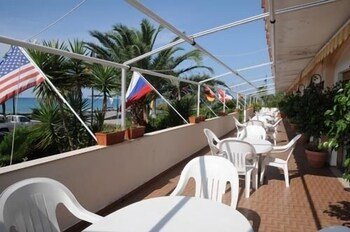 hotel harmony