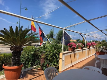 hotel harmony
