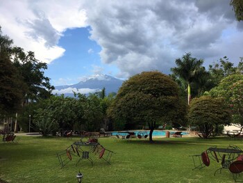 kilemakyaro mountain lodge