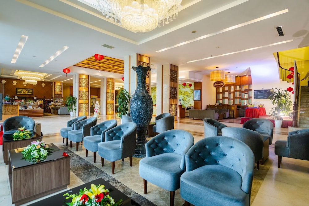 muong thanh grand ha long hotel