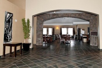 paradise inn and suites valleyview
