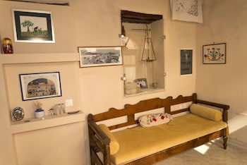 idili traditional house