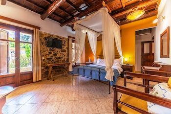 idili traditional house