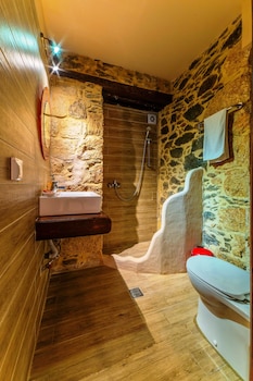 idili traditional house