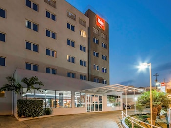 Ibis Jaboticabal,Ribeirao Preto>>Jaboticabal,3 star