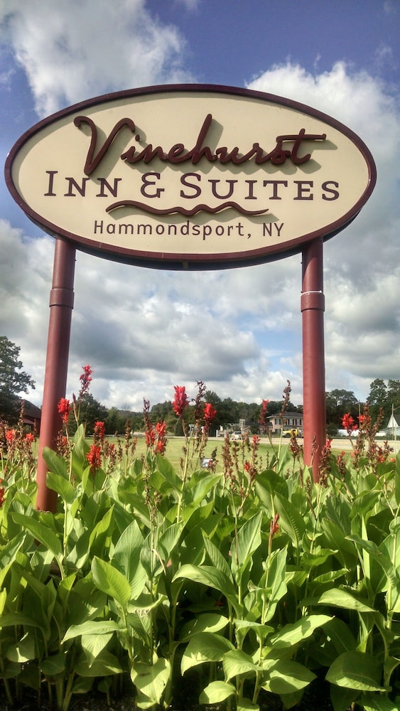 vinehurst inn and suites