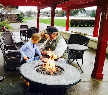 vinehurst inn and suites