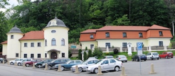 hotel zamecek pod hradem stary jicin