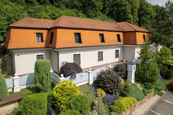 hotel zamecek pod hradem stary jicin