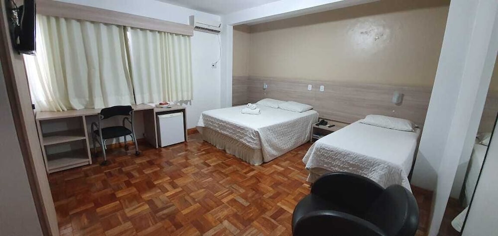 cristal executive hotel