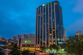 holiday inn qingdao city centre by ihg