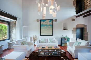 avinyonet de puigventos