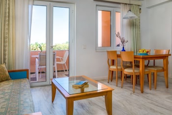 chrispy beach resort