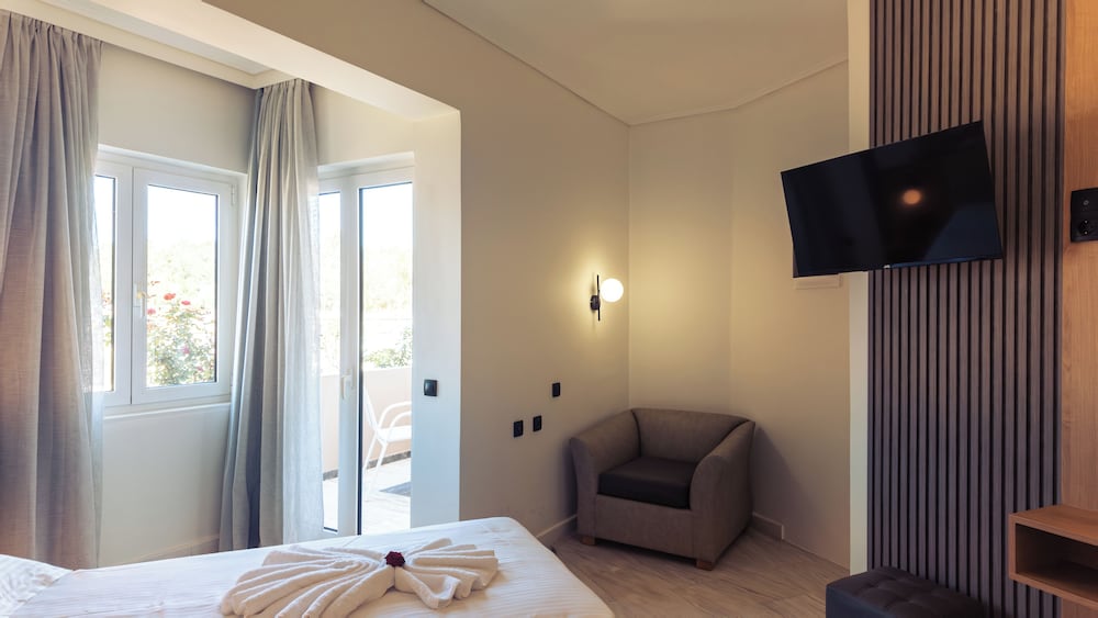 chrispy beach resort