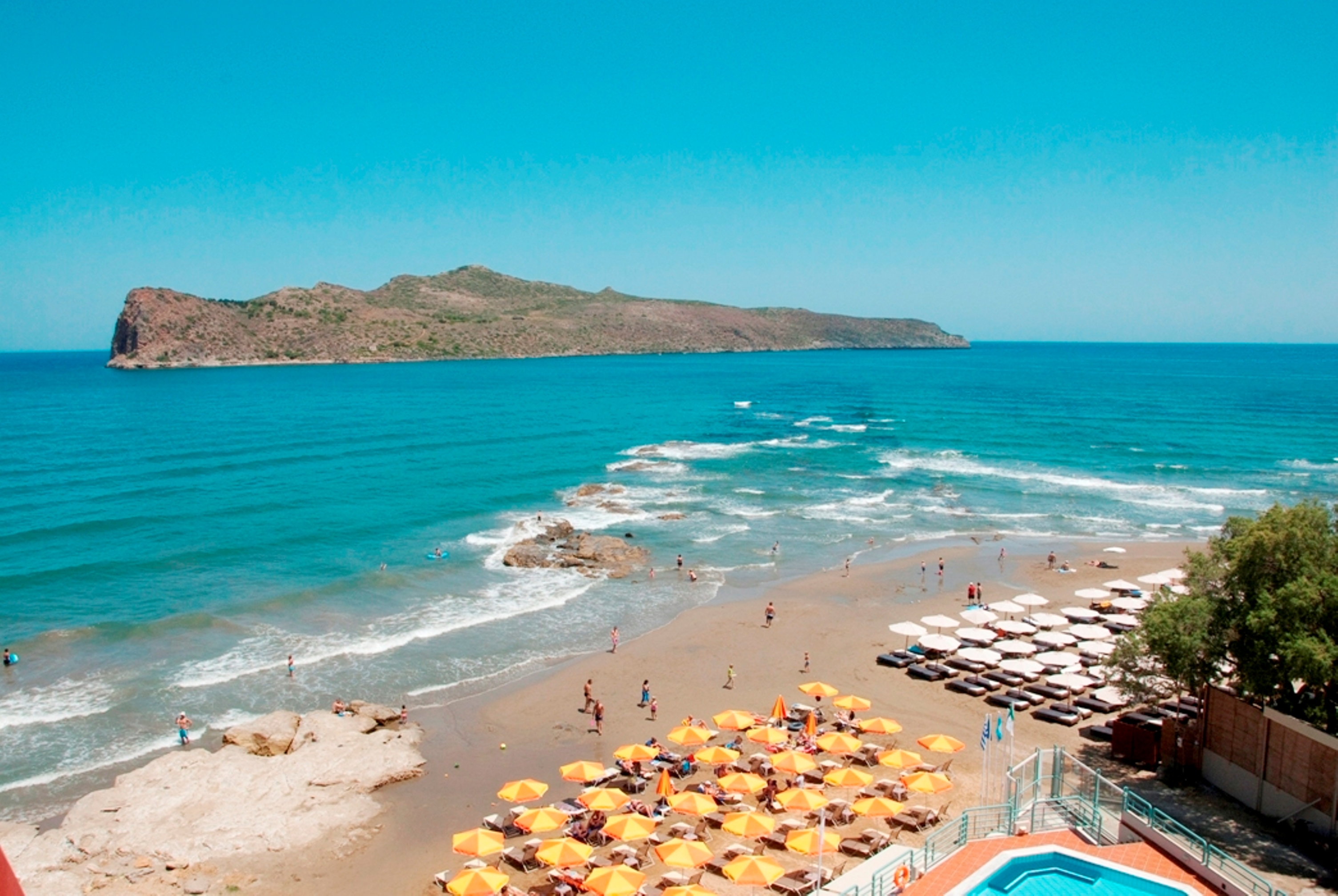 chrispy beach resort