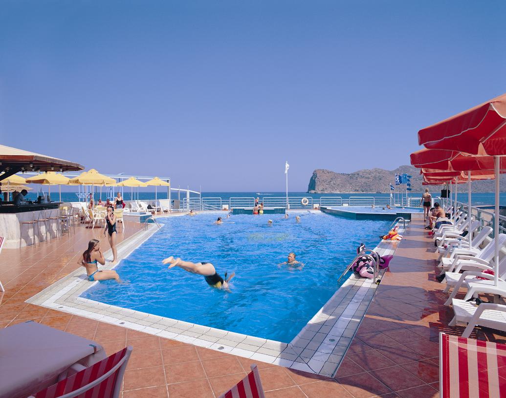 chrispy beach resort