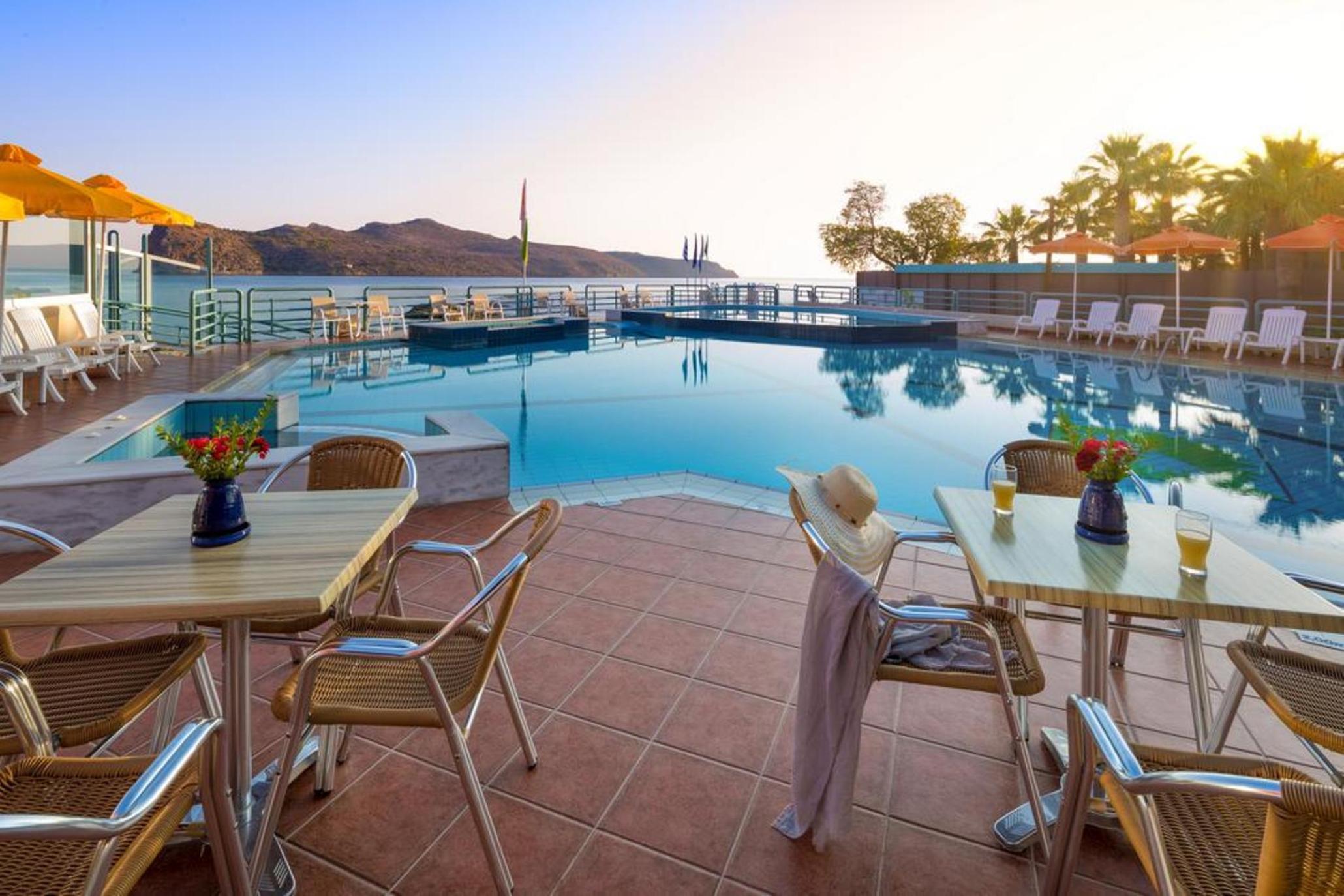 chrispy beach resort