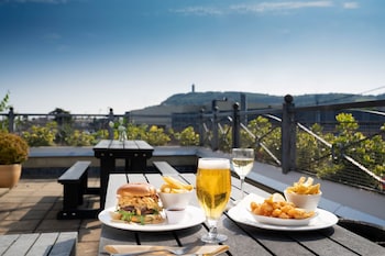 strangford arms hotel newtownards