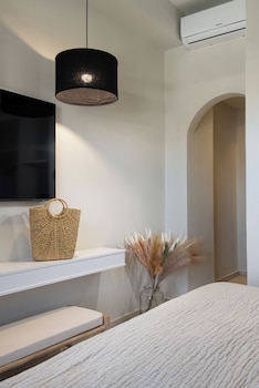 the noverian bios santorini vegan boutique hotel