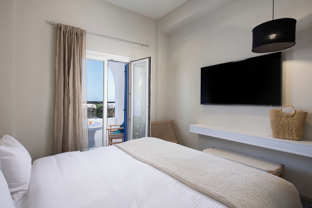 the noverian bios santorini vegan boutique hotel