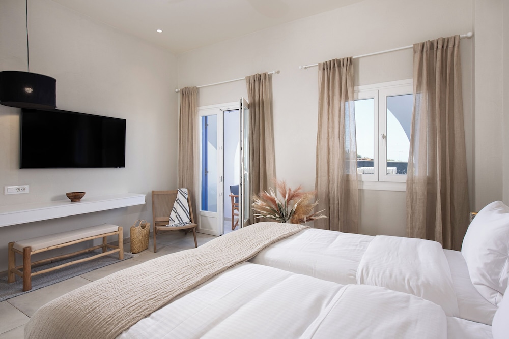 the noverian bios santorini vegan boutique hotel