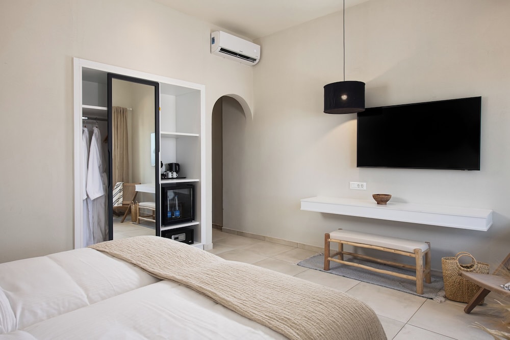 the noverian bios santorini vegan boutique hotel