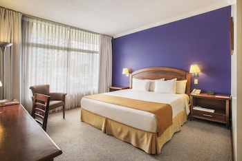 hotel quito