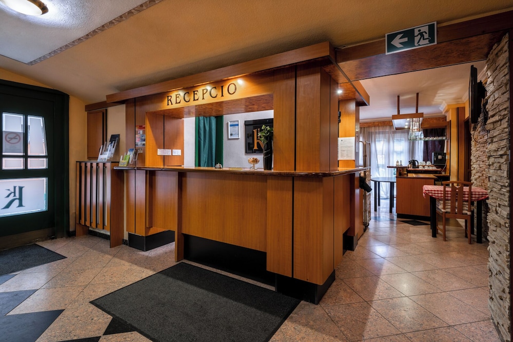 kristal hotel