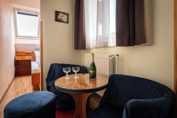 kristal hotel