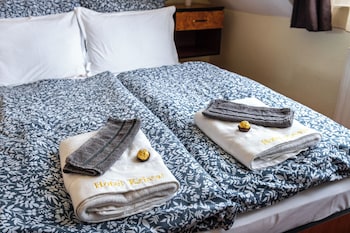 kristal hotel