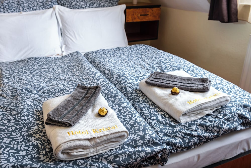 kristal hotel