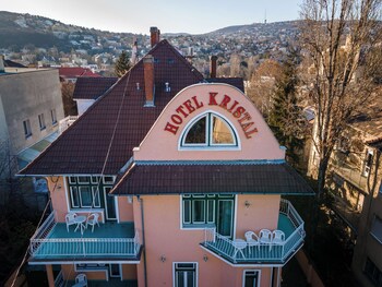 kristal hotel