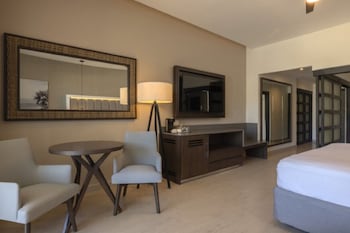 hideaway at royalton blue waters