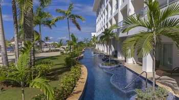 hideaway at royalton blue waters