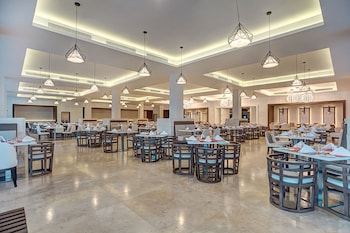 hideaway at royalton blue waters
