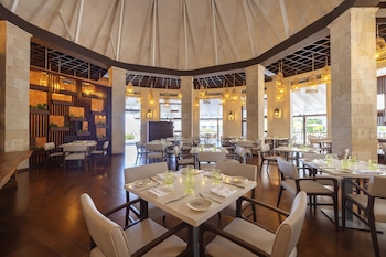hideaway at royalton blue waters