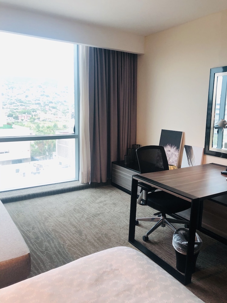 wyndham monterrey ambassador centro