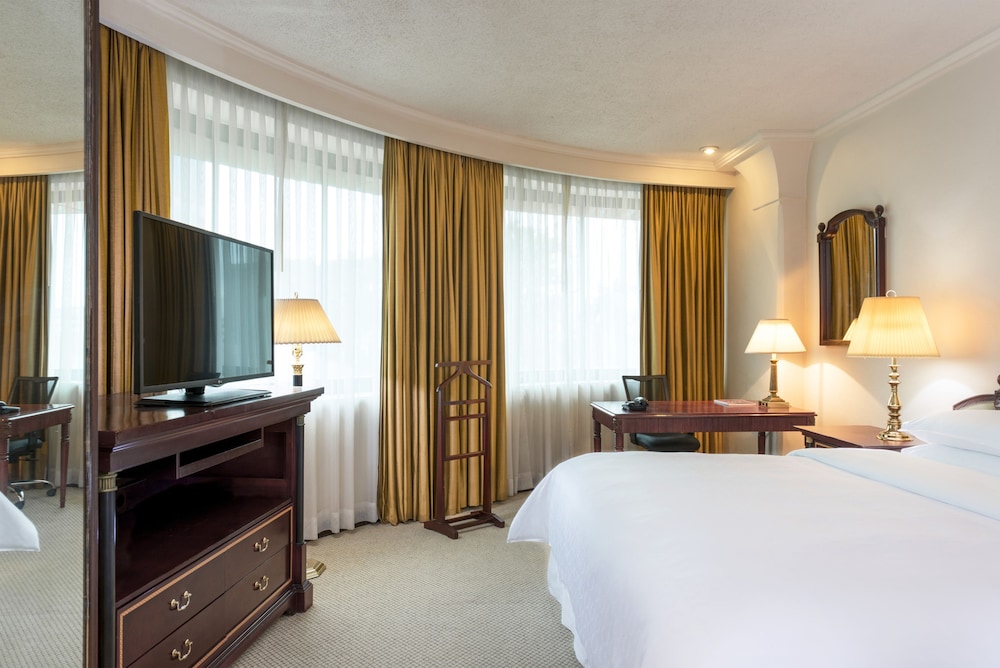 wyndham monterrey ambassador centro