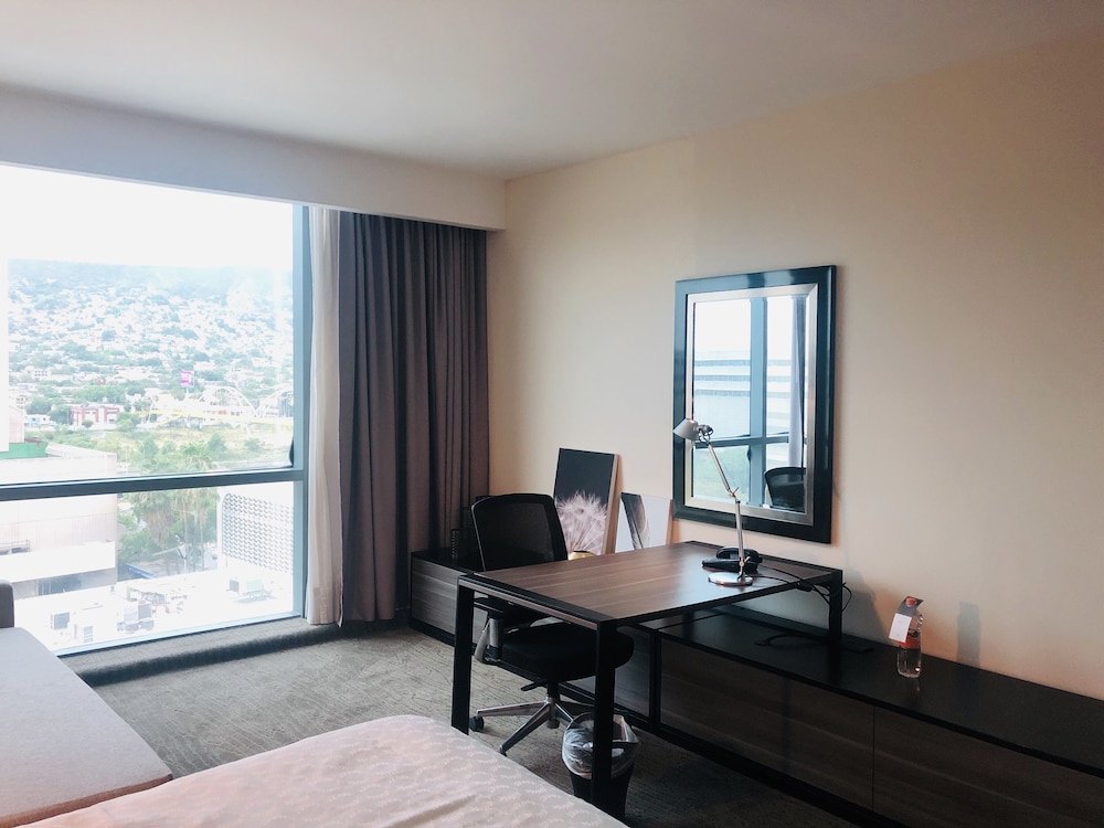 wyndham monterrey ambassador centro