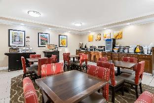 comfort inn hebron lowell area
