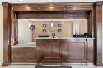 Comfort Inn Hebron-Lowell Area,Columbus>>Cedar Lake,3 star
