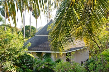 tanaosri resort and spa