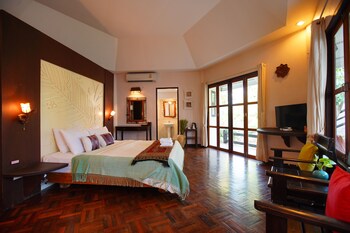 tanaosri resort and spa