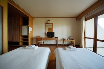 tanaosri resort and spa