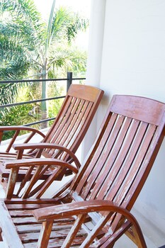 tanaosri resort and spa