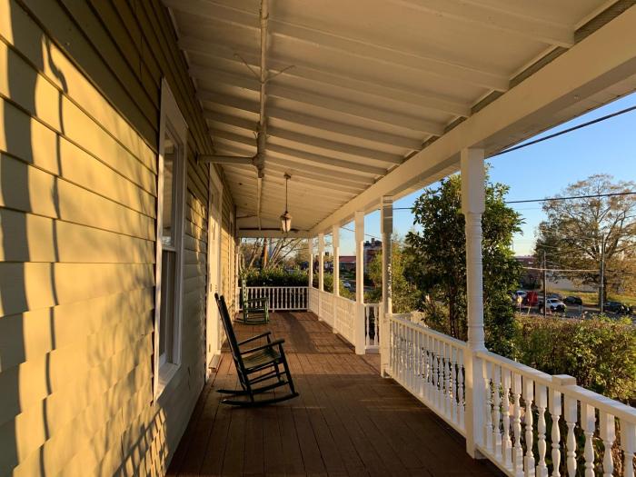 woodbridge inn and tavern