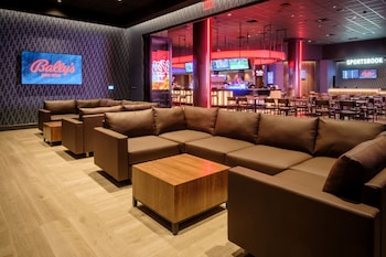 Bally's Quad Cities,Milan>>East Moline,4 star