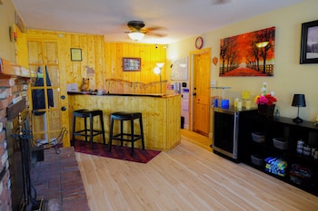 sleepy hollow cabins and hotel