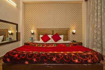hotel sitara international