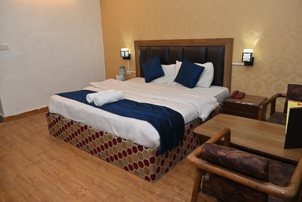 hotel sitara international